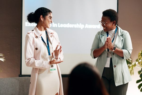 trophy-presentation-and-seminar-with-business-peop-YBQVJDA.jpg